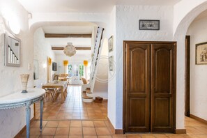Interior - Charming Provencal house with swimming pool (Bormes-les-Mimosas)