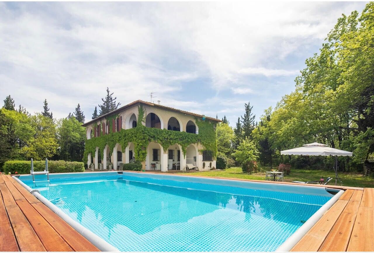 Splendid Villa In Tuscany Lined with Cypress Tree