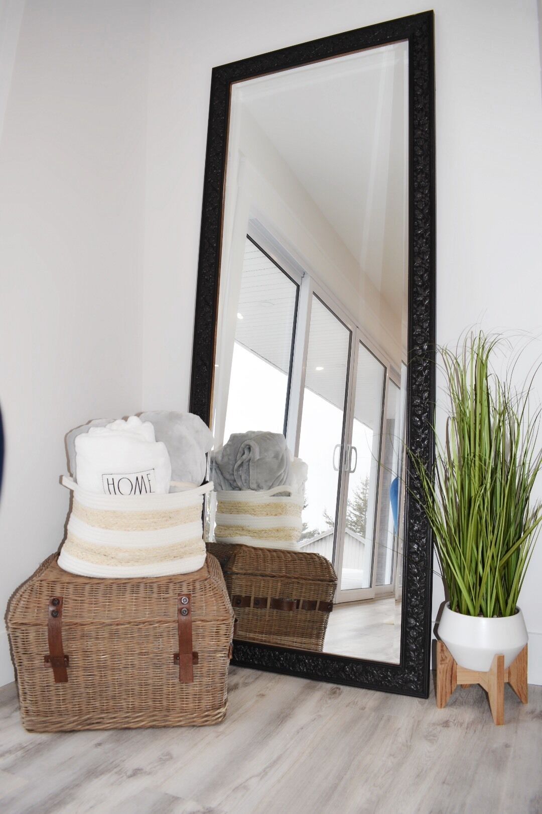 3 bedroom beach house with hot tub and spectacular view