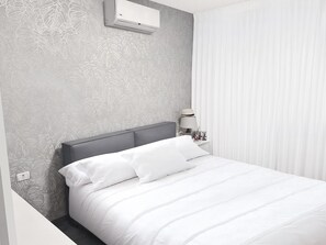 3 makuuhuonetta, työpöytä, vauvan matkasänky, ilmainen Wi-Fi