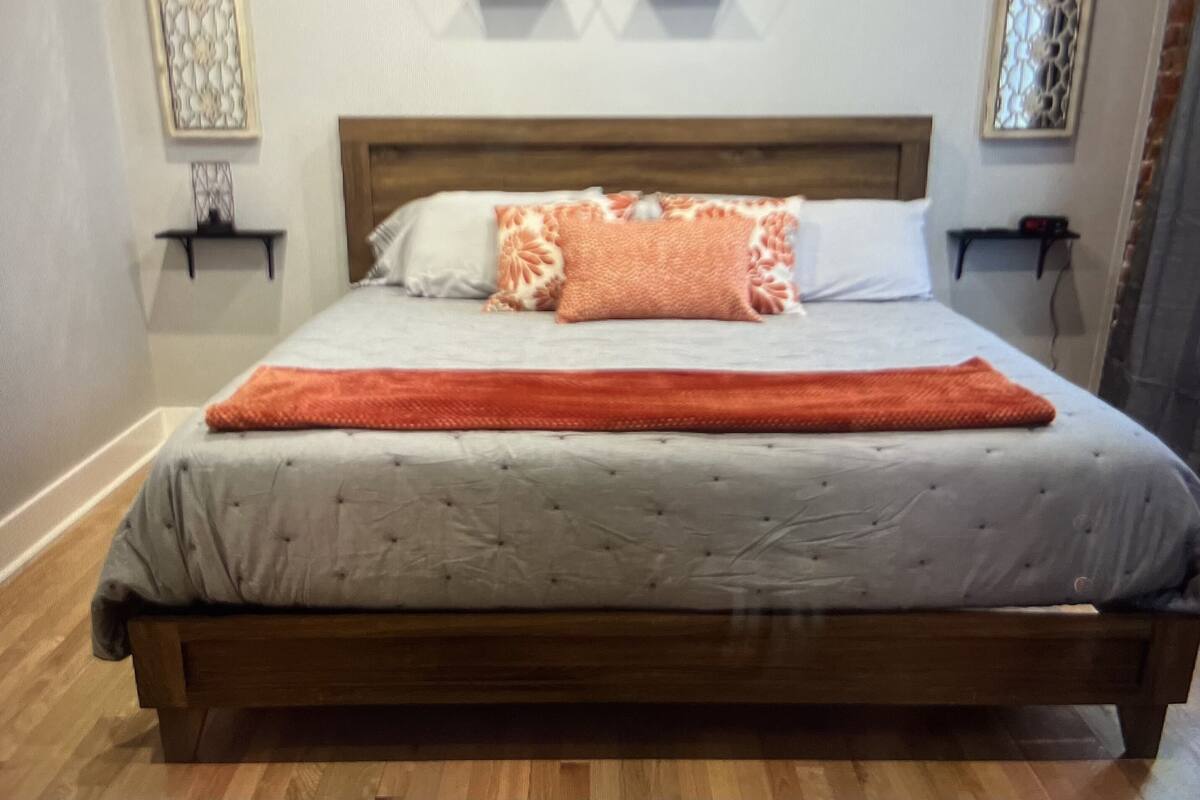Suite 4 | 1 habitación, ropa de cama de alta calidad y camas con pillow-top 