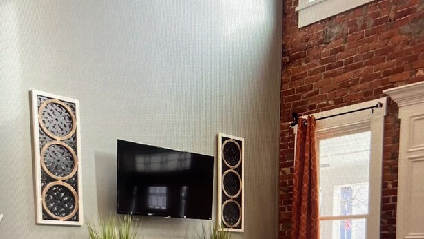 Reception - Brickhouse Loft Boutique Hotel (Martinsville)