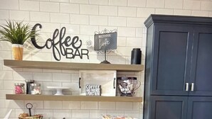 Reception - Brickhouse Loft Boutique Hotel (Martinsville)