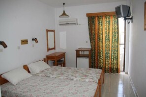 1 bedroom, in-room safe, desk, iron/ironing board - Andavis Hotel  (Kardamaina)