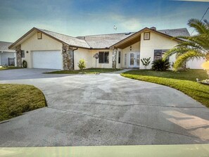 Exterior -  Canal Home 3Br 2BA with Salt Water Heated Pool and Boat DockDiscounts Available (Palm Coast)