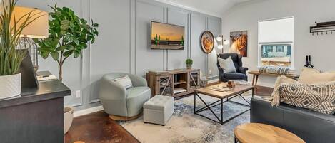 Smart TV, videogiochi, impianto stereo