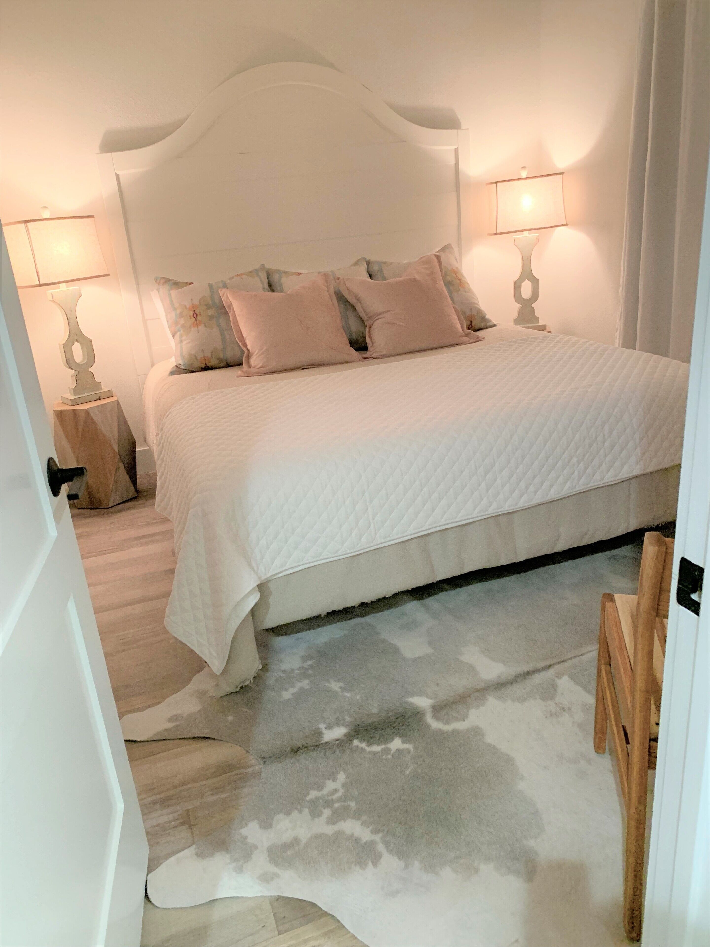 New to Market Old Town- Spa Feel VACATION GETAWAY- Prvt pool