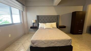 Wifi gratis y ropa de cama