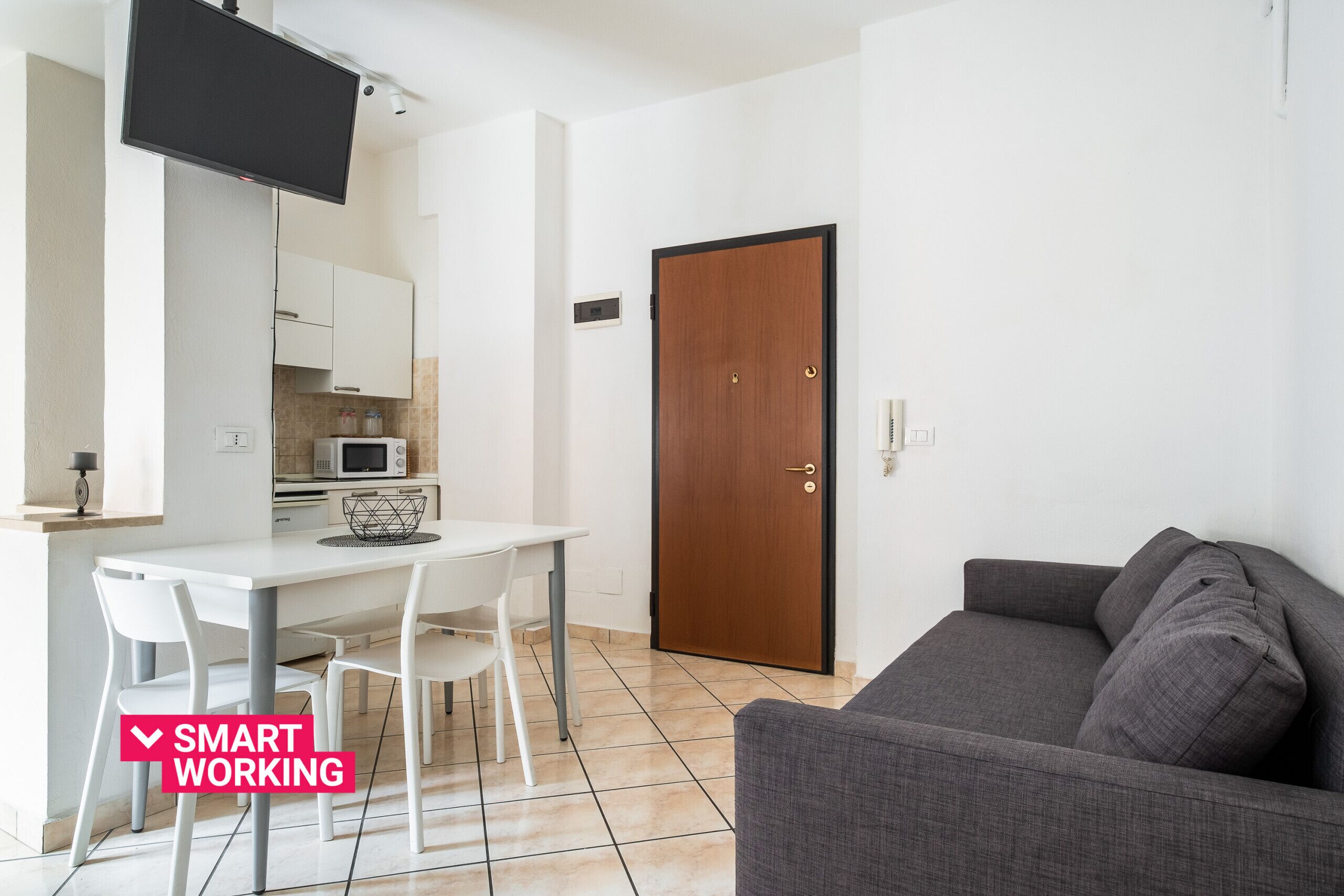 Delia's Studio I in the City Center by Wonderful Italy