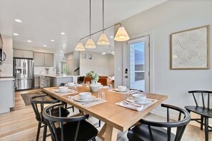 Dining - Luxurious 4-BR Bungalow with Office - Park Setting (Meridian)