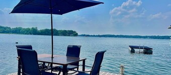 Lake Daze Lakefront Powers Lake Home - 5bd/2ba,