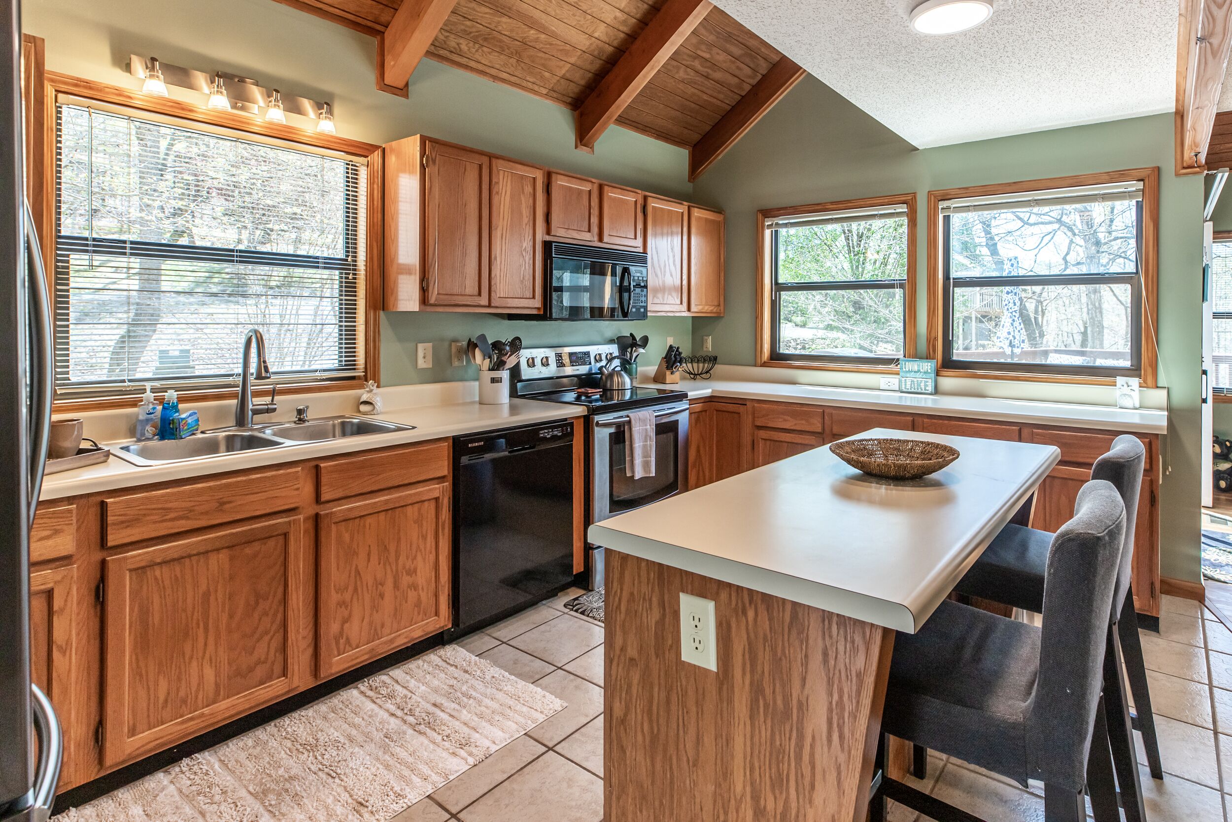 Norris Lake Front Home with Dock | 4 bed 4 bath | Deerfield