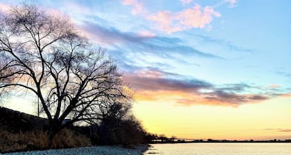 Comfortable studio just 3 minutes drive to downtown Moses Lake