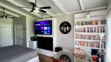 1 sovrum, skrivbord, gratis wi-fi och sÀngklÀder