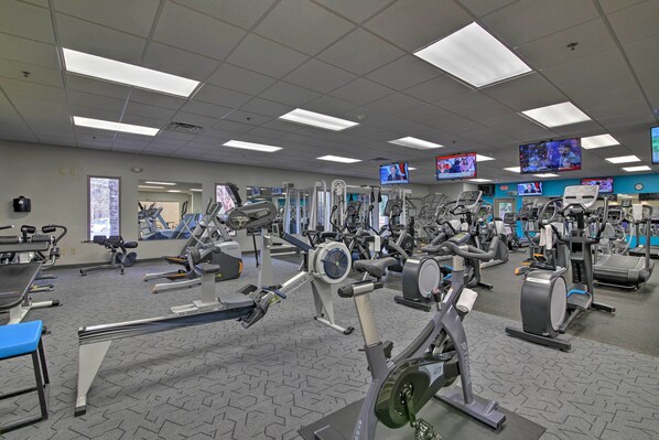 Unclassified image, 1 of 36, button - Lake Keowee Resort Condo w/ Fantastic View (Salem)