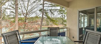 Lake Keowee Resort Condo w/ Fantastic View