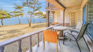 Basic Room, 1 Bedroom (A - 102 (Ocean view)) | 1 bedroom, free WiFi - Daebudo Geugotegamyeon Pension (Ansan)