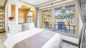 Basic Room, 1 Bedroom (A - 102 (Ocean view)) - Daebudo Geugotegamyeon Pension (Ansan)