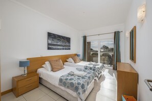 1 bedroom, in-room safe, iron/ironing board, travel cot