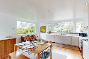 Fridge, microwave, oven, stovetop - Quiet, modern home with beautiful views - within walking distance to beach (Neahkahnie)