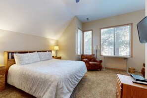 3 habitaciones, escritorio, tabla de planchar con plancha y wifi 