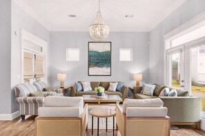 Smart TV, Netflix, Hulu, foosball