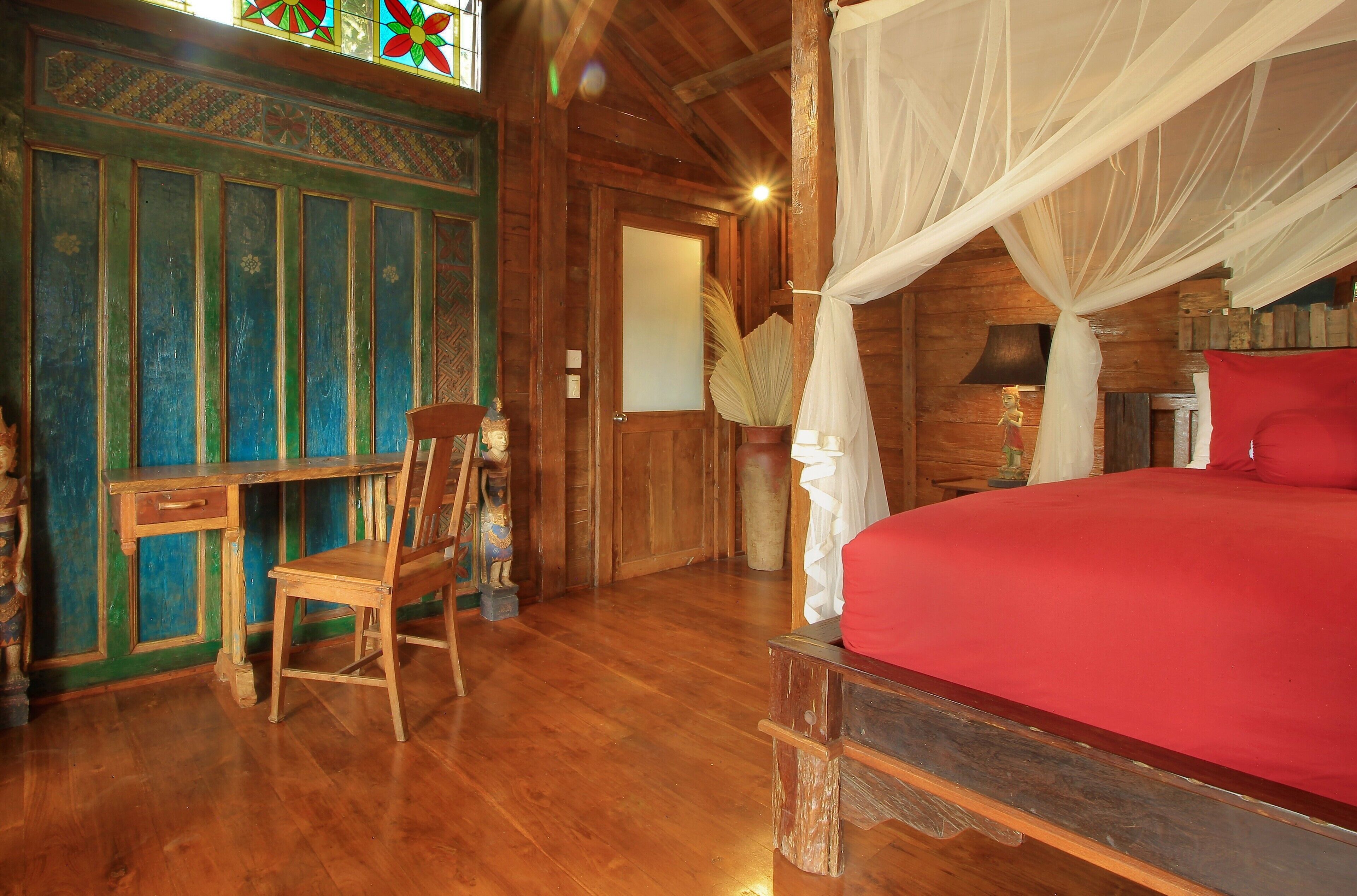 Luxury Antique Villa w/ Outdoor Pool!