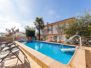 Pool - Wonderful private villa for 9 guests with private pool, A/C, WIFI, TV, balcony and pets allowed (Tarragona)