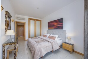 1 Schlafzimmer, Zimmersafe, Bügeleisen/Bügelbrett, Reisekinderbett