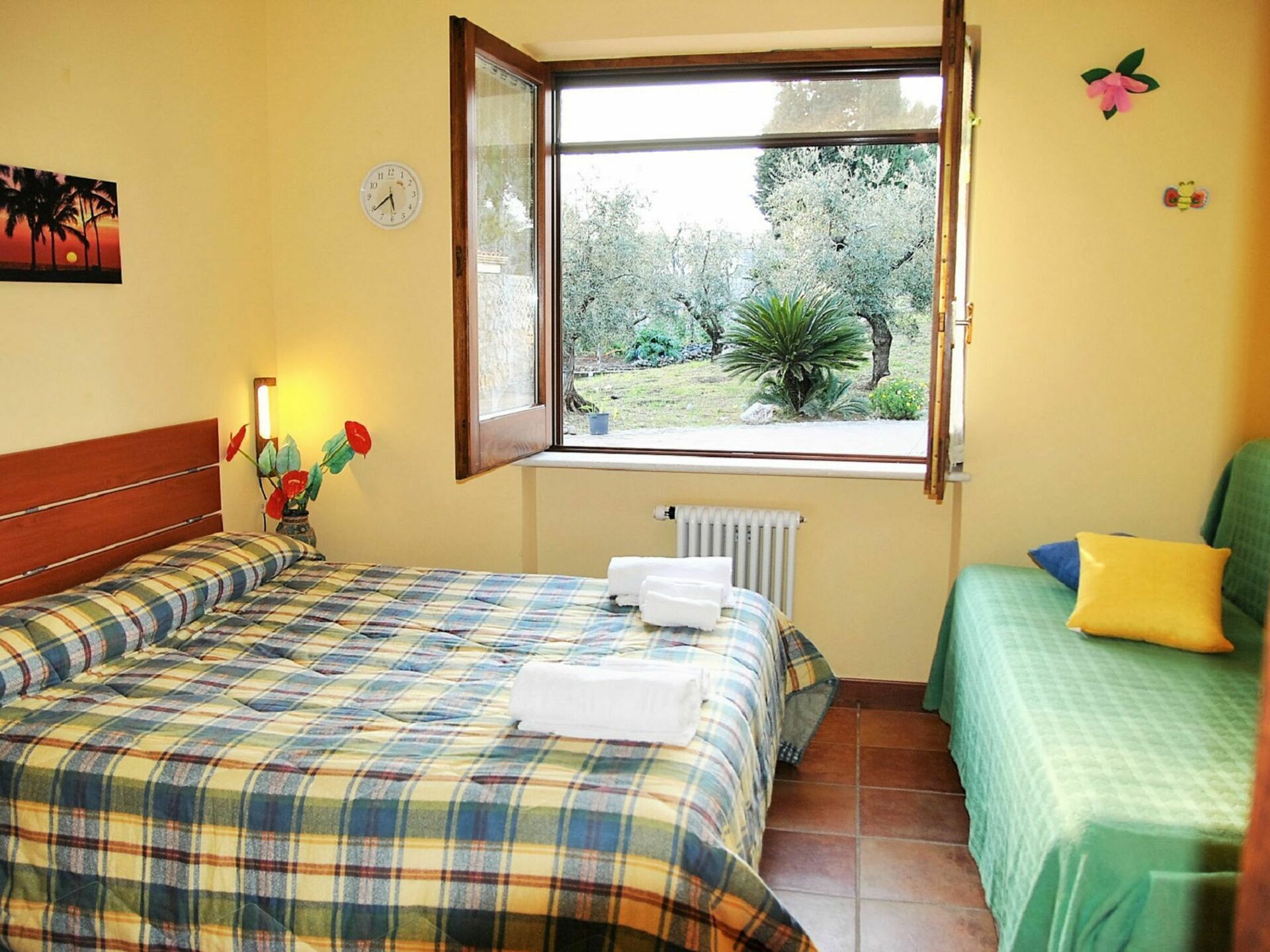 Wonderful private villa for 11 people with pool, A/C, WIFI, TV, patio, pets allowed and parking