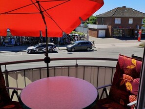 Outdoor dining - Sonnenschein - Schöne Ferienwohnung in Norddeich (Norden)