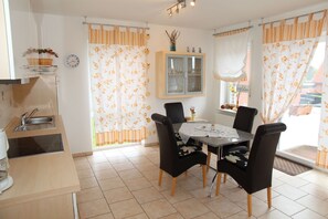 Imagen sin descripción, 2 de 16, botón