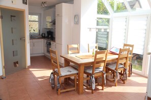 Dining - Anika - Cozy terraced house near the beach (Norden)