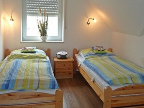 2 bedrooms, WiFi - Juistblick - Beautiful top floor apartment (60sqm) for 4 persons with balcony and (Norden)