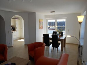 Interior - Norderland - Allergy-friendly vacation apartment (75sqm) for 4 persons with (Norden)
