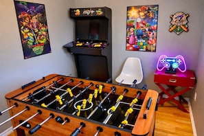 Game room - Beautiful 3-Bdrm Cottage close to Ski Resorts w/ Hot Tub, Game Room, & more! (Tiny)