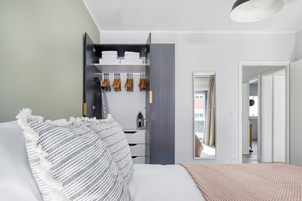 2 Schlafzimmer, Bügeleisen/Bügelbrett, WLAN, Bettwäsche