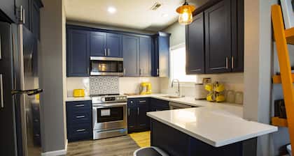 Fully Renovated, Luxurious unit awaits you!