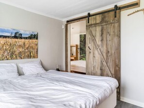2 Schlafzimmer, Schreibtisch, WLAN