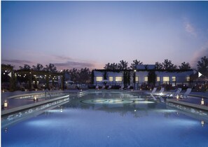 Utomhuspool