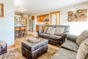 Televisio, takka, DVD-soitin