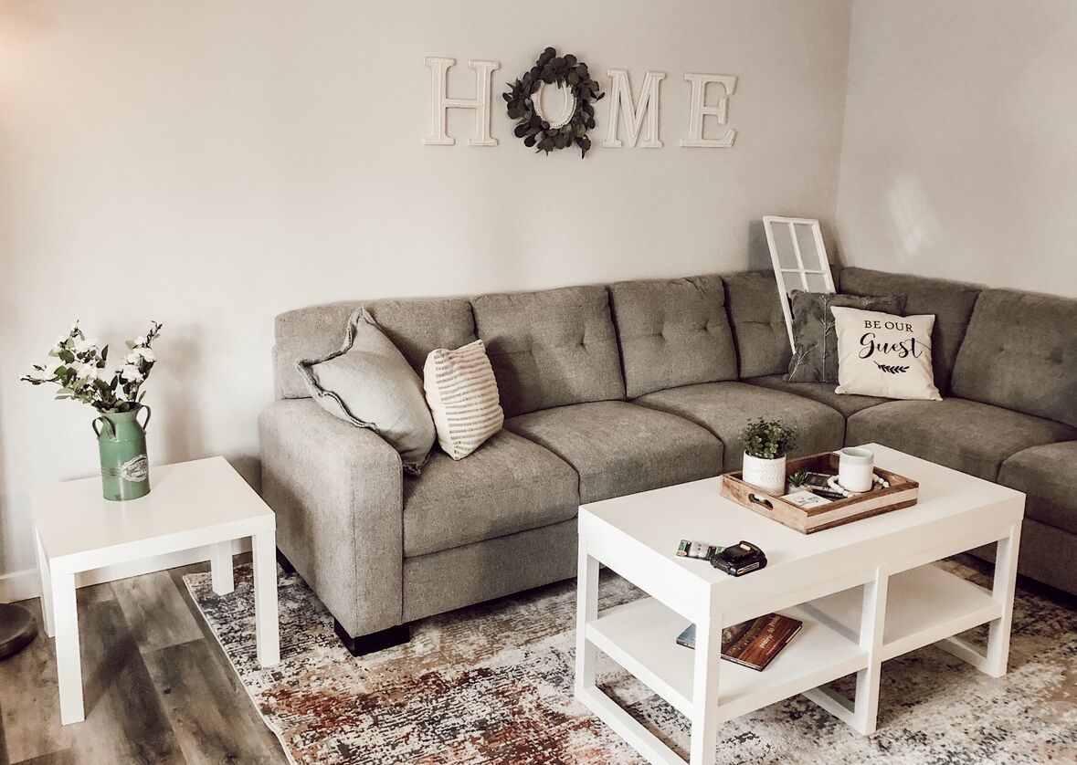 Beautiful newly refinished Home with easy access to Lethbridge with lake close.