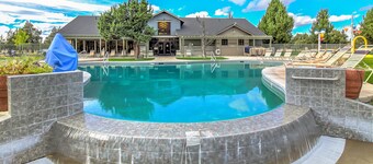 Refined golf course resort home on the fairway with a private hot tub