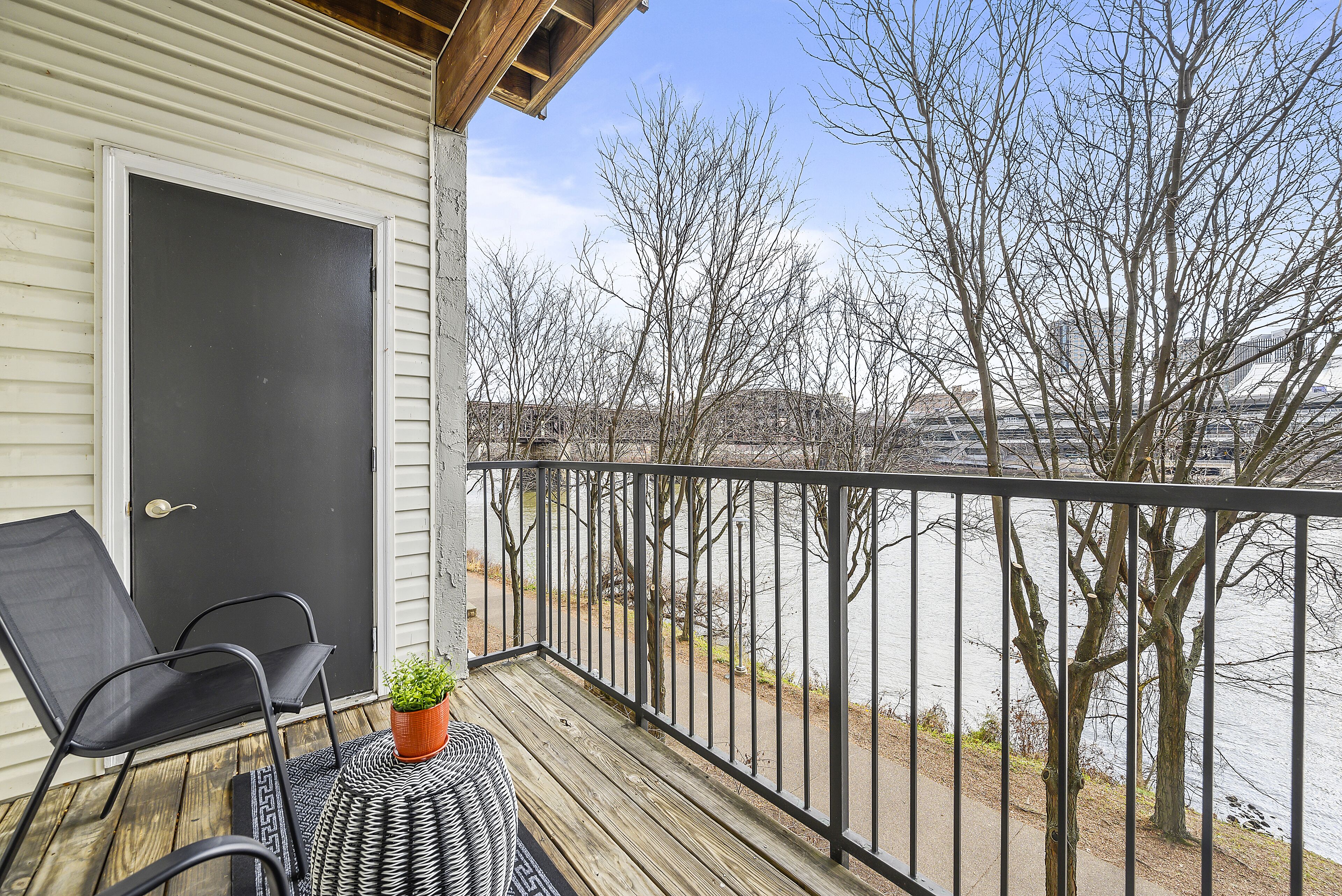 FRONTDESK Bracken House Apts North Shore Pittsburgh