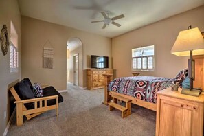 3 Schlafzimmer, Bügeleisen/Bügelbrett, Reisekinderbett, kostenloses WLAN