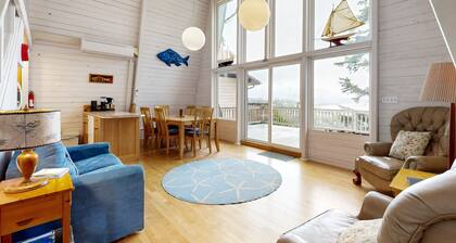 Beachside getaway with loft, deck, & ocean views - half mile to shoreline