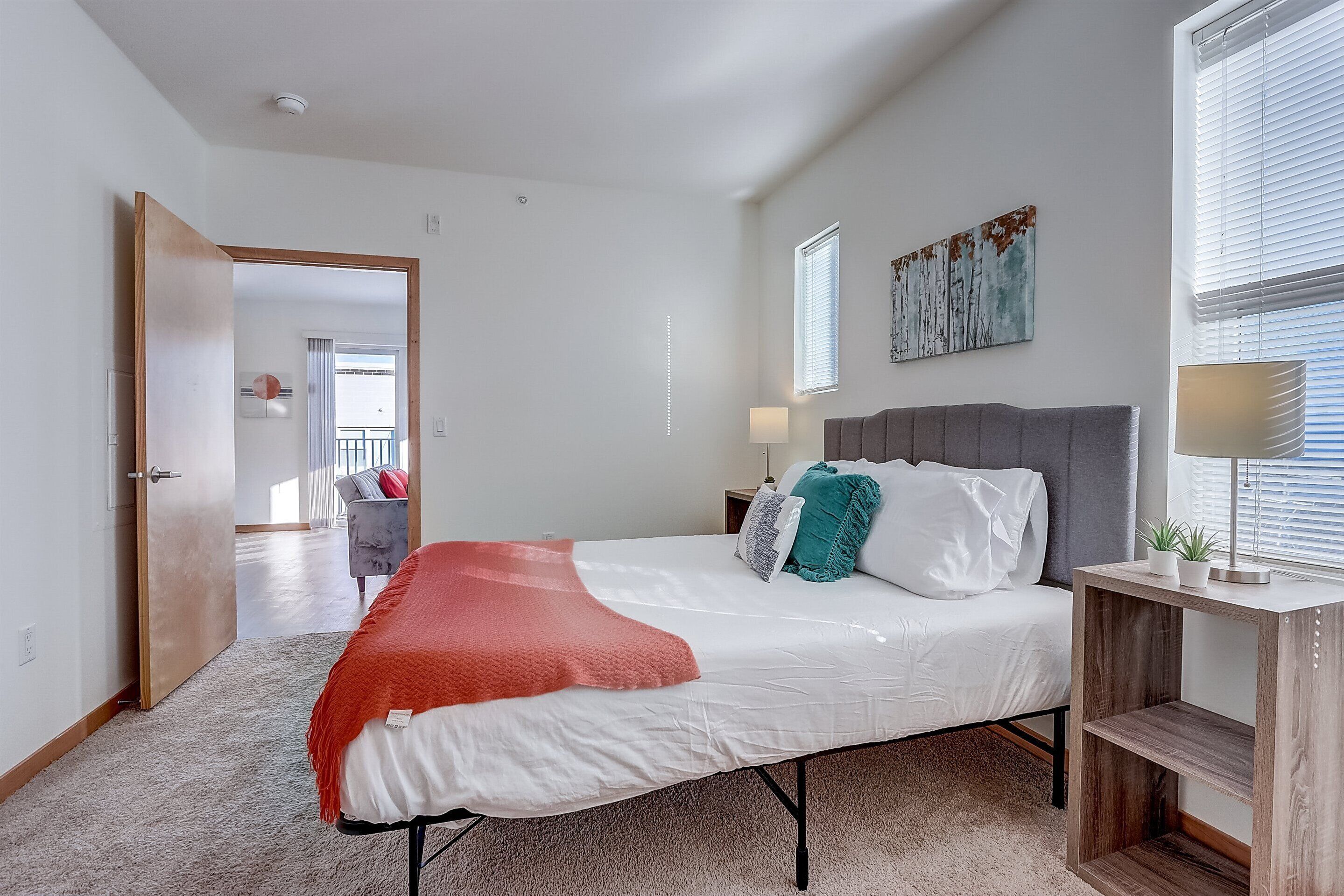 FRONTDESK 124 W Washington St Apts Milwaukee