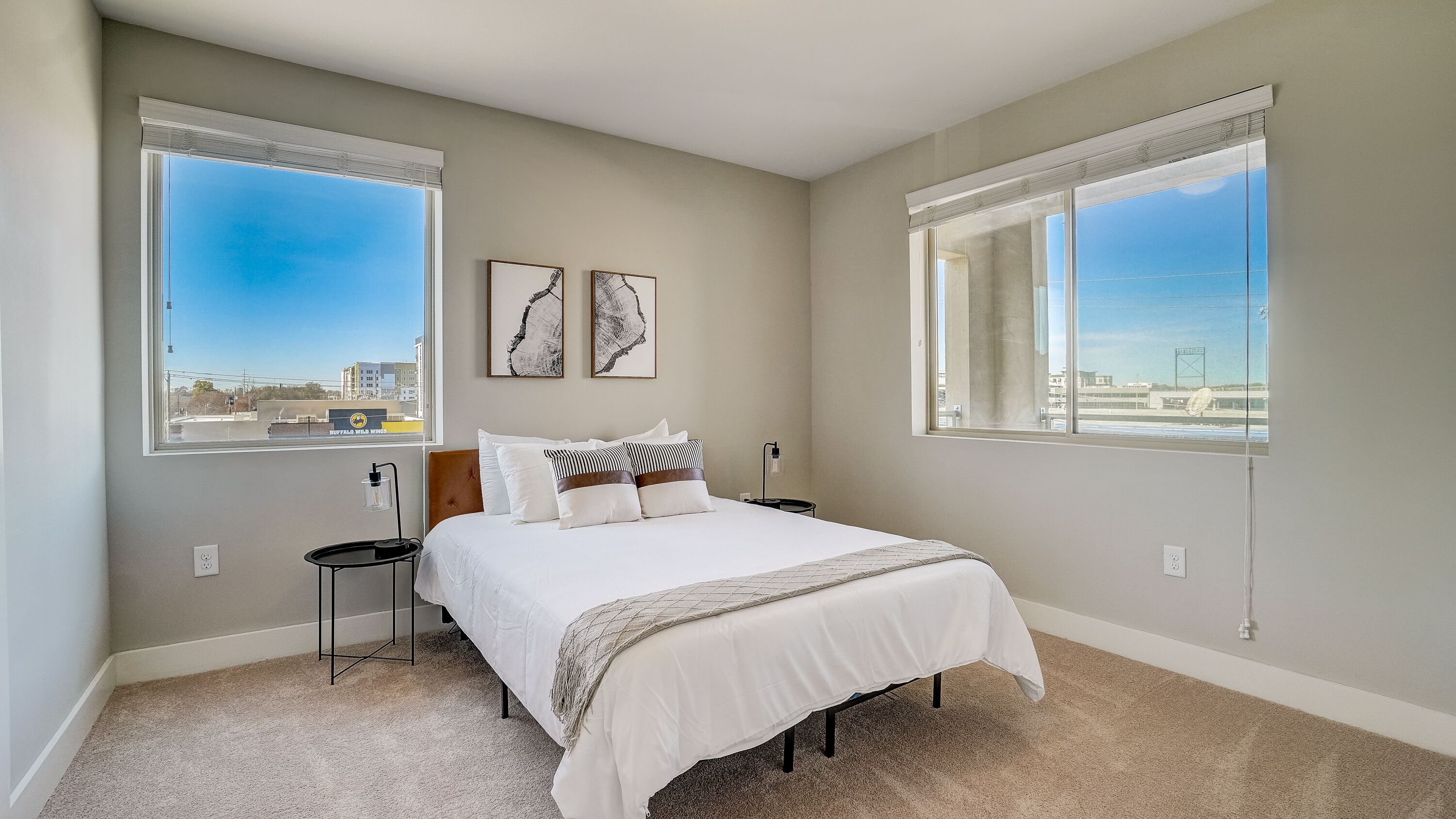 FRONTDESK Flats on 4th Apts Downtown Birmingham