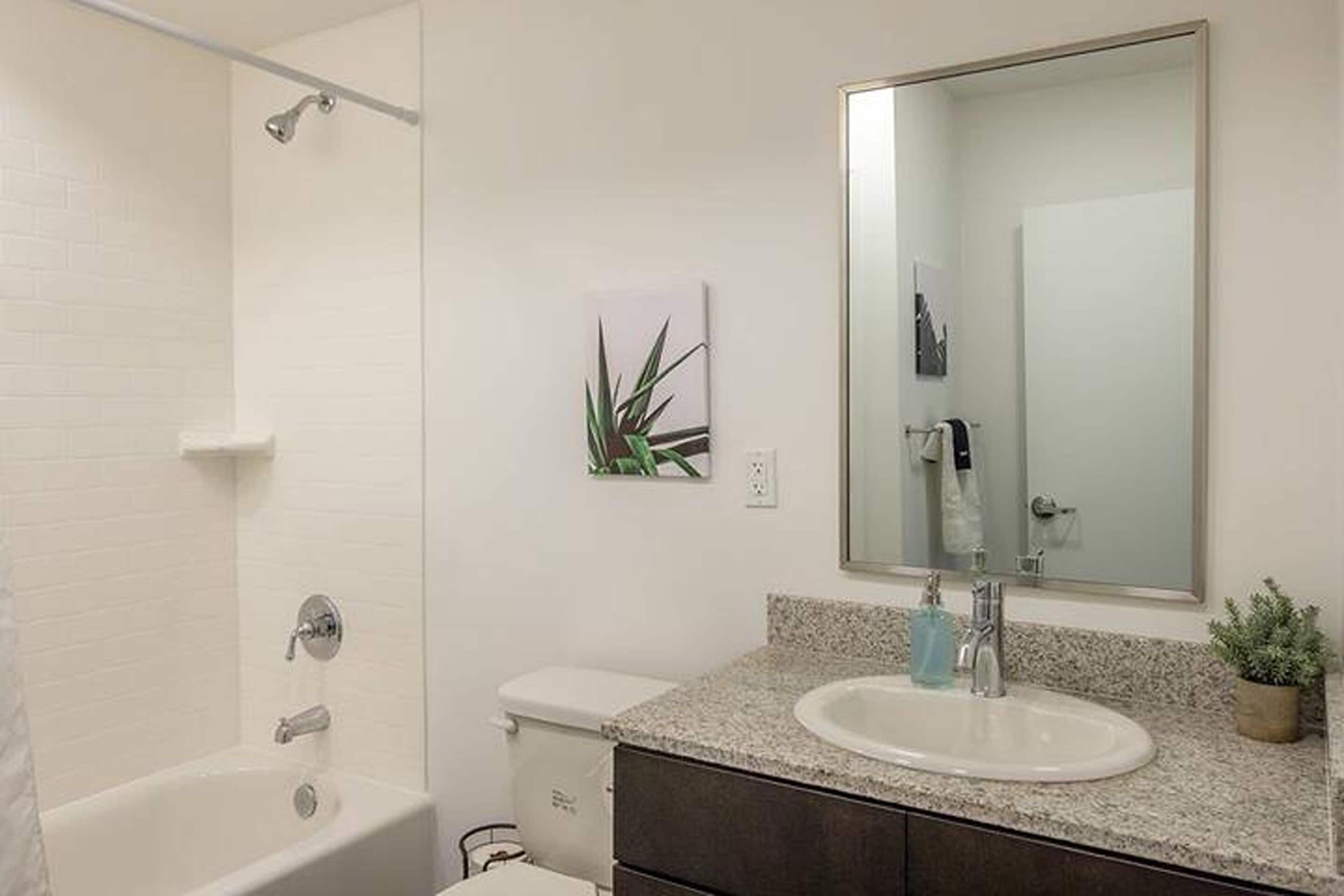 FRONTDESK Fairfax Flats West End Nashville