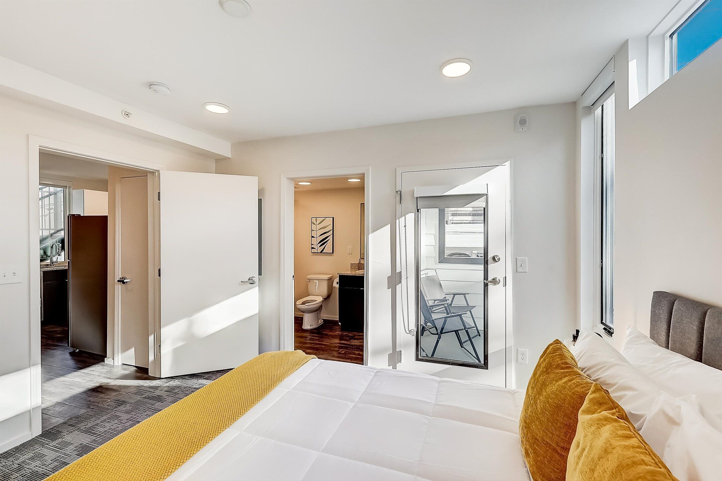 FRONTDESK Fairfax Flats West End Nashville